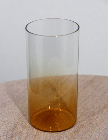 Lampenschutzglas mit gelbem Farbverlauf